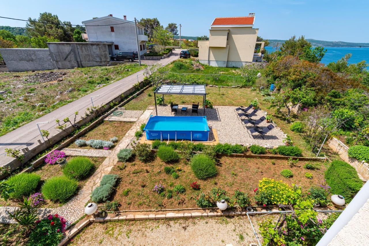 Apartment Sea And Mountain With Pool Novigrad  Номер фото