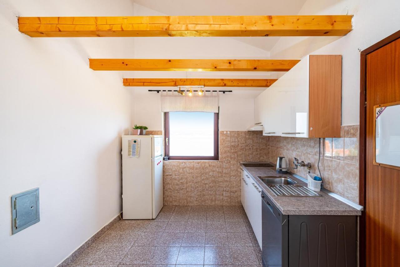 Apartment Sea And Mountain With Pool Novigrad  Номер фото