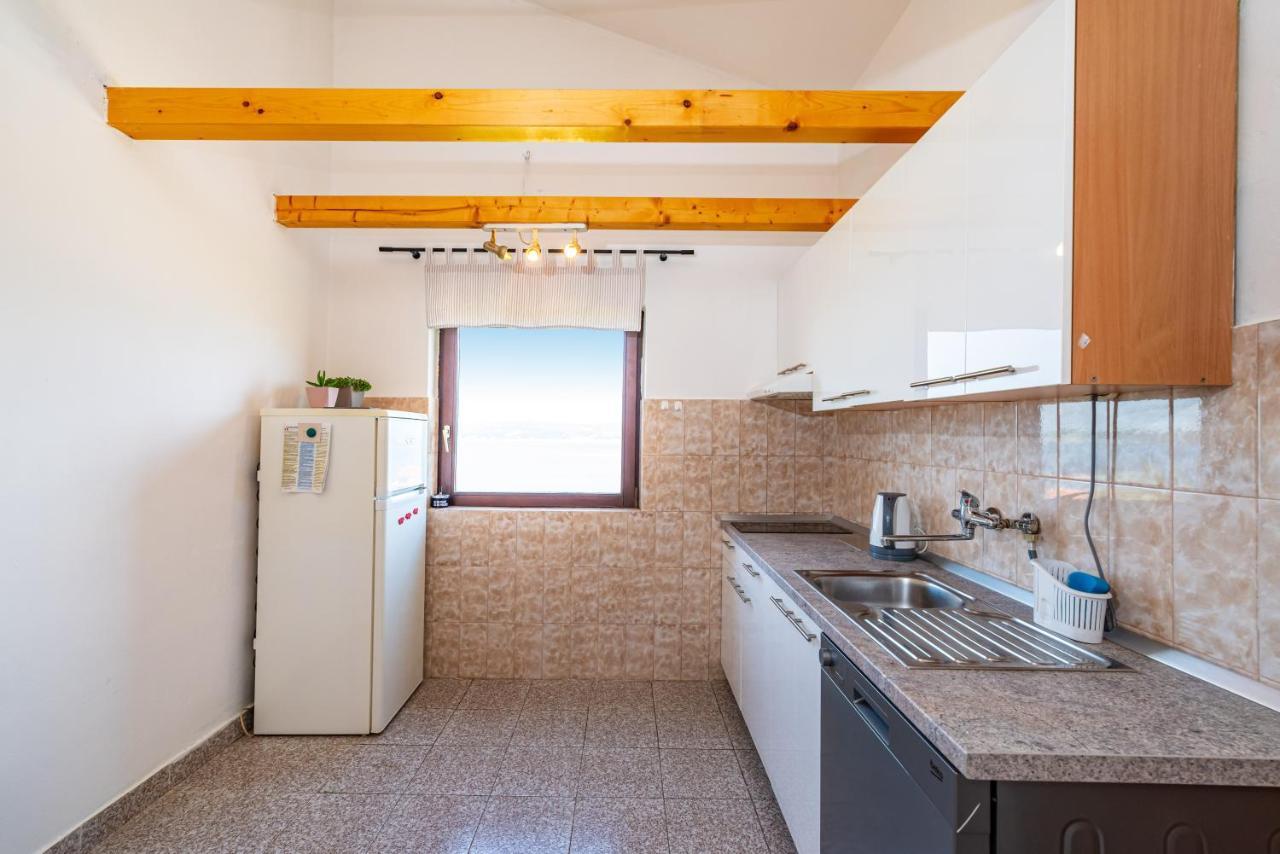 Apartment Sea And Mountain With Pool Novigrad  Номер фото