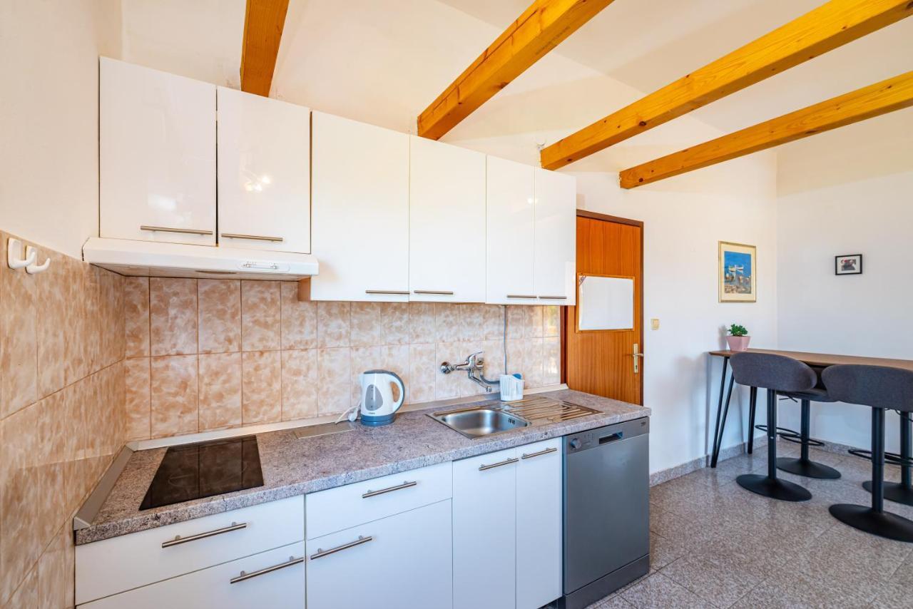 Apartment Sea And Mountain With Pool Novigrad  Екстер'єр фото